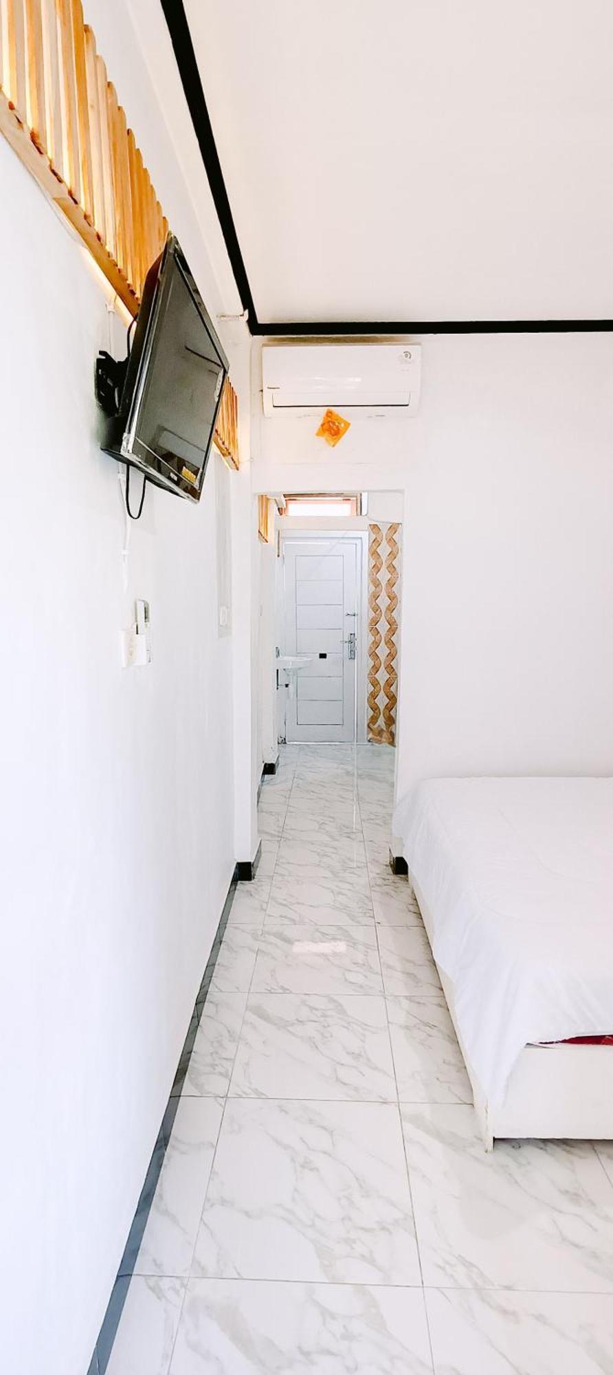 Getrudis Guesthouse Labuan Bajo Zewnętrze zdjęcie
